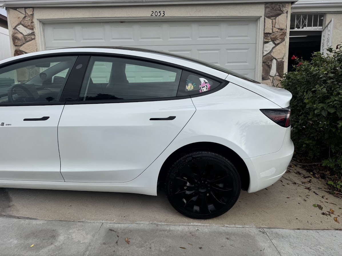 Same Tesla Model 3 rear door and quarter panel repainted and blended